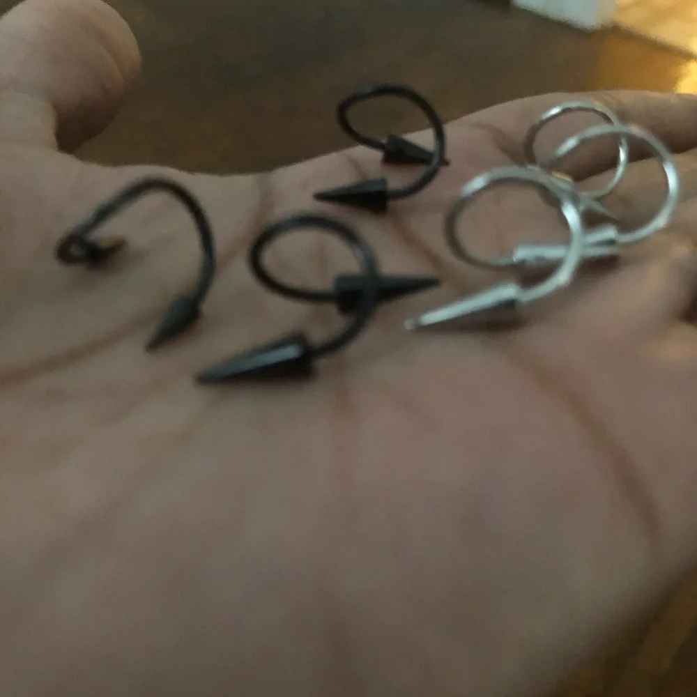 Black and Silver Men's Mixed Metal Ear Cuff Set